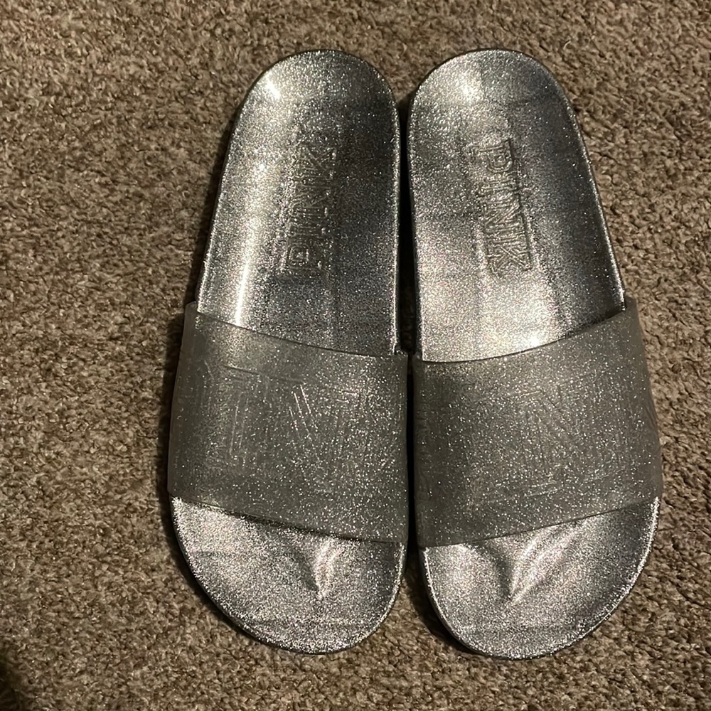 Women’s sandals